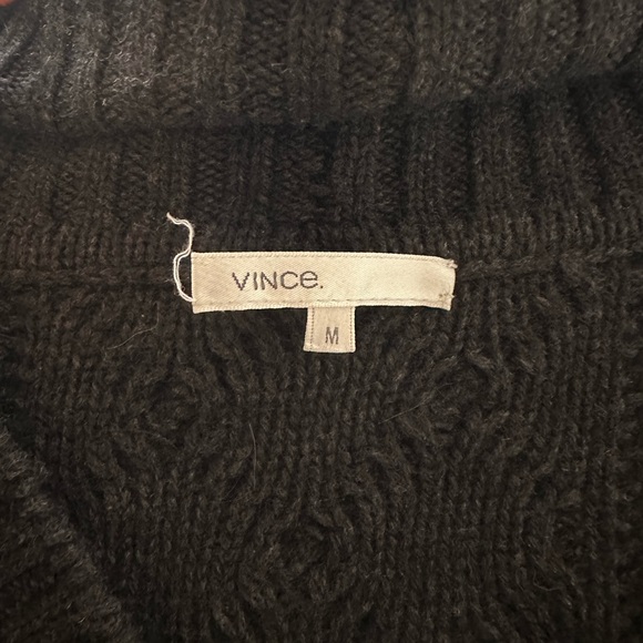 Vince Gray Button Sweater size M - Picture 4 of 5